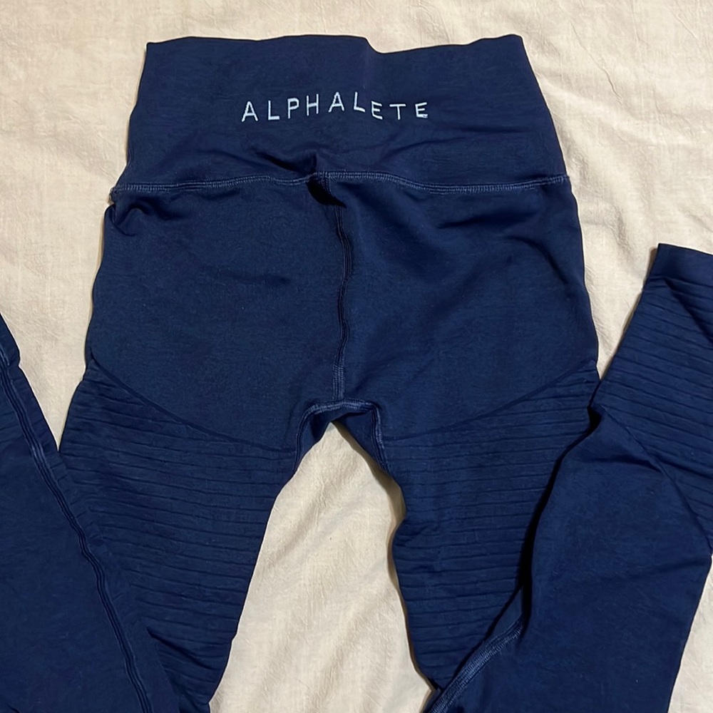 Alphalete revival leggings.